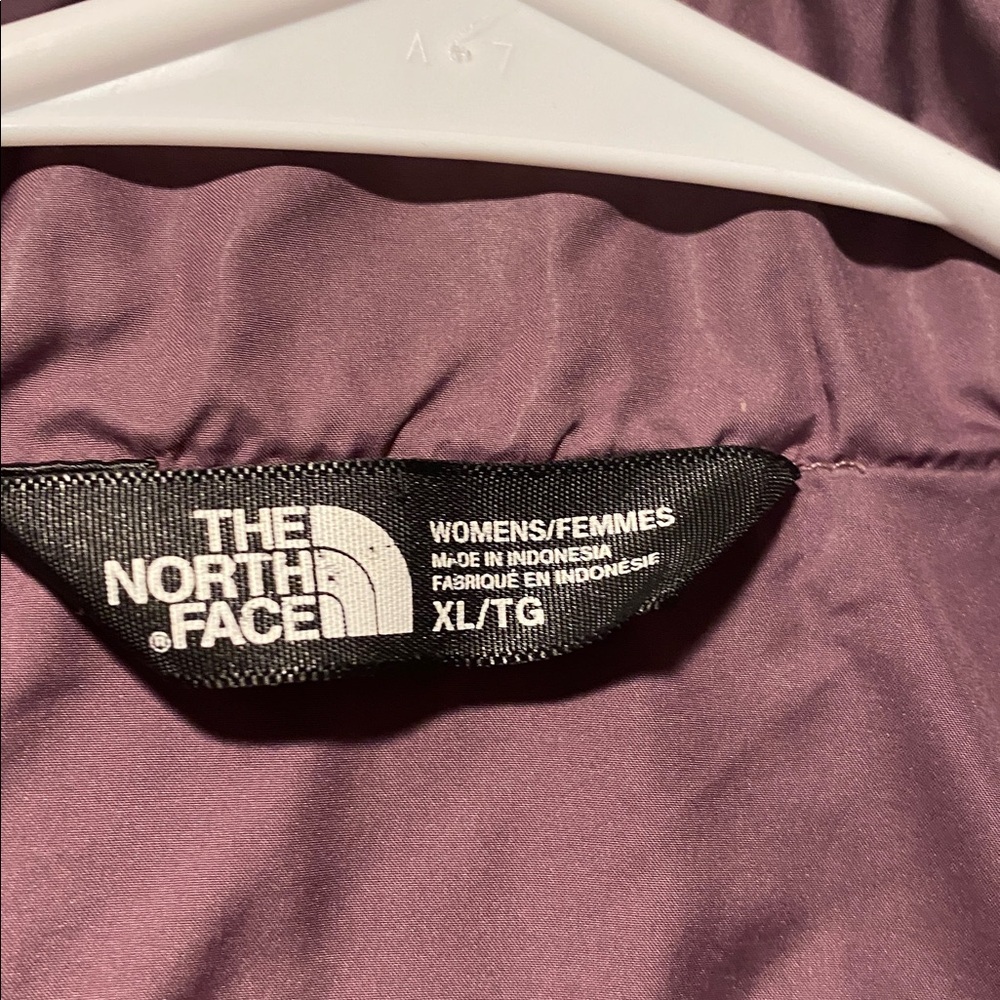 North Face Women's Jacket - Picture 10 of 16